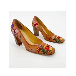 Miu Miu Vintage Tan Leather Floral Embroidered Square Toe Block Heel Pumps IT 36